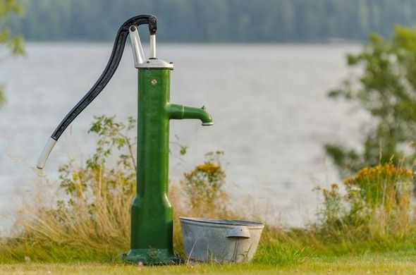 Ручной насос для воды из скважины: водяной агрегат для перекачки, виды .