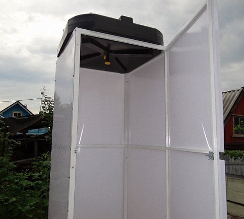 Черный пластиковый бак для летнего душа пластиковый бак для душа