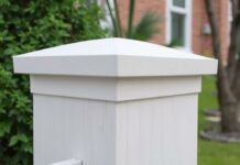 Коньковая планка для забора: что это, зачем нужно и как выбрать правильную